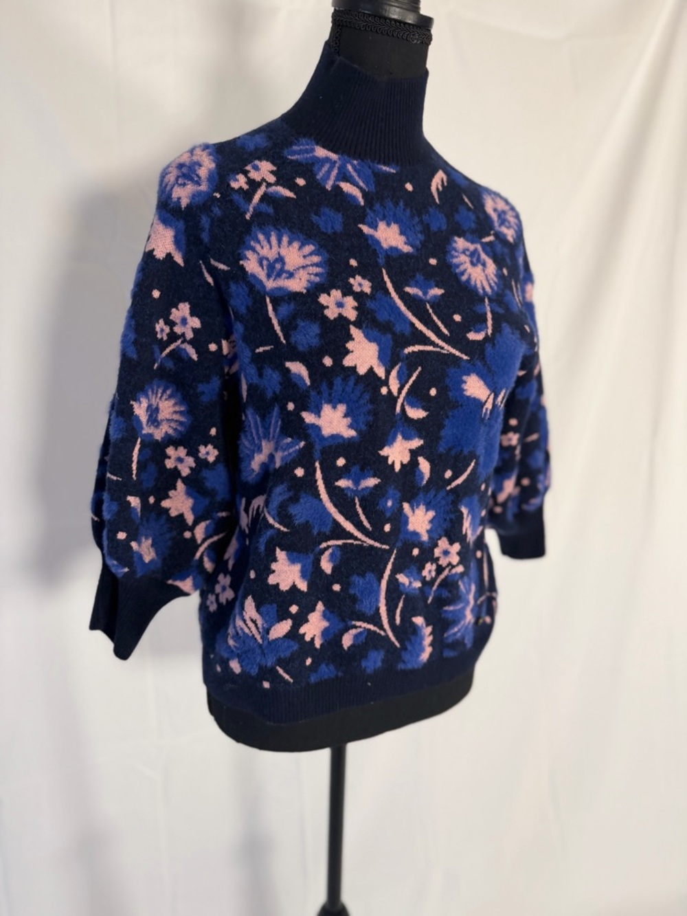 Ted Baker Claudan Jaquard Sweater, size 1.  See size chart. - Picture 2 of 7